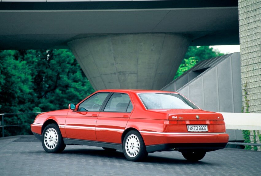 Tres cuartos trasero del Alfa Romeo 164