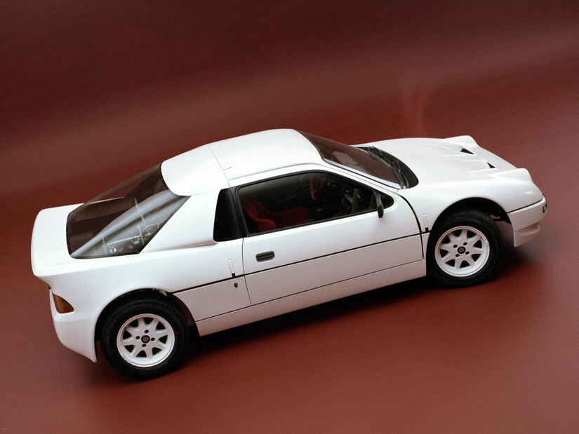 Ford RS 200 con fondo