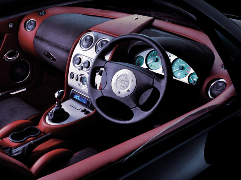MG Xpower interior